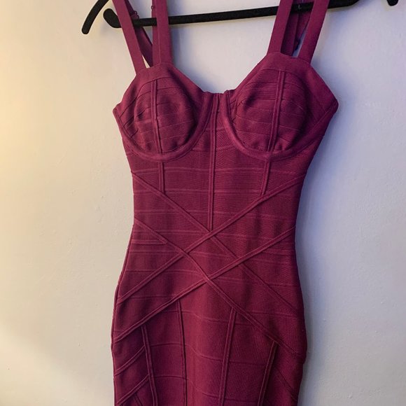 Stunning Designer cocktail dress by Stretta of LA - Picture 6 of 11